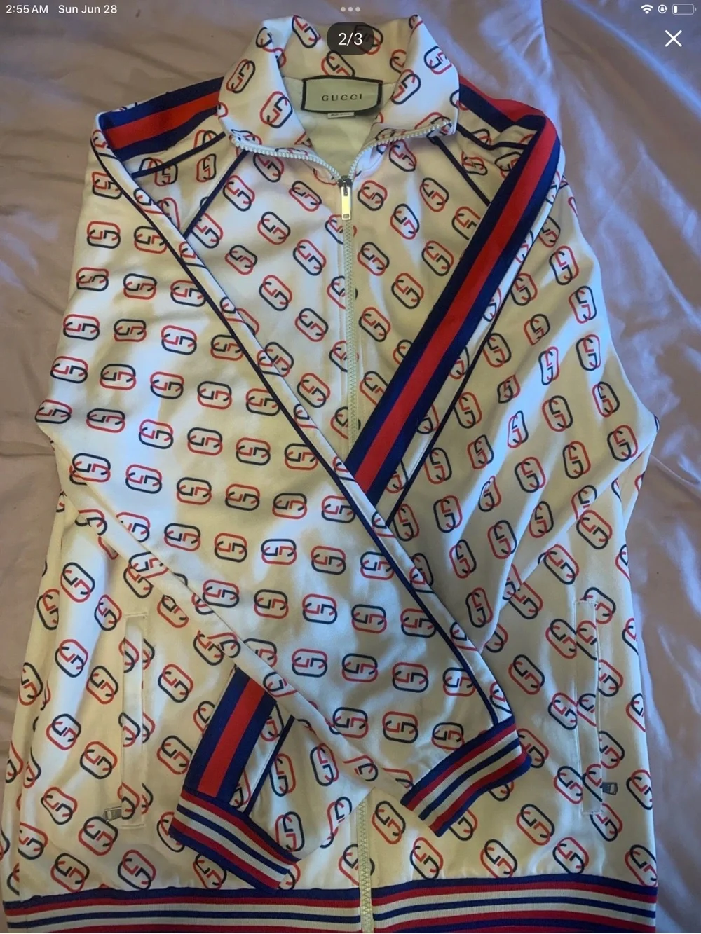 Authentic Gucci White Logo-Print tracksuit Set with Red & Blue Stripe Trim